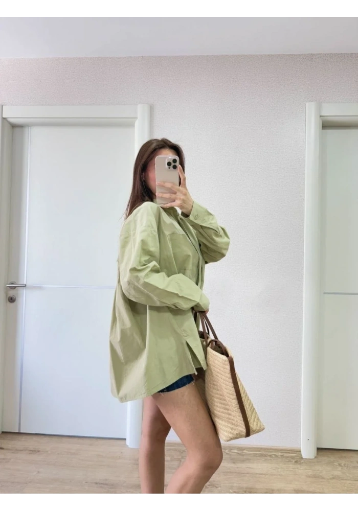 Kadın Oversize Pens Detaylı Cepli Yırtmaçlı Rahat Kalıp Poplin Gömlek - Yeşil
