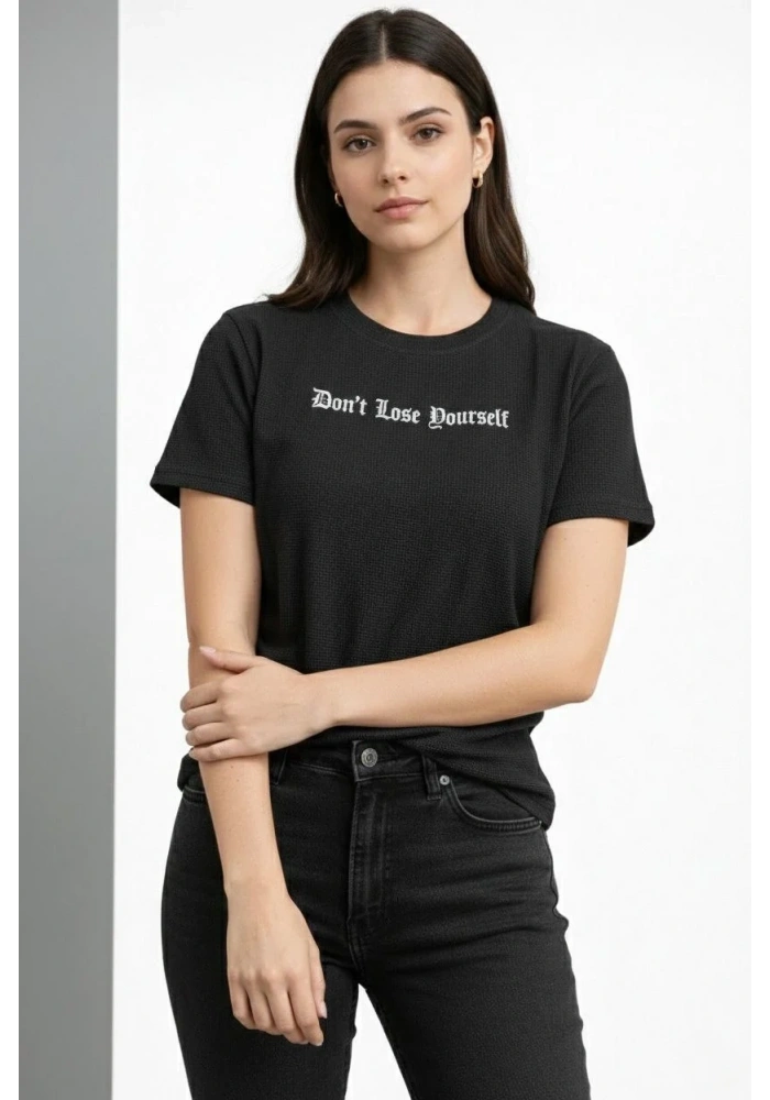 Kadın Wafıl Kumaş Tişört Regular Kalıp Bisiklet Yaka Baskılı Günlük Basic T-Shirt - Siyah