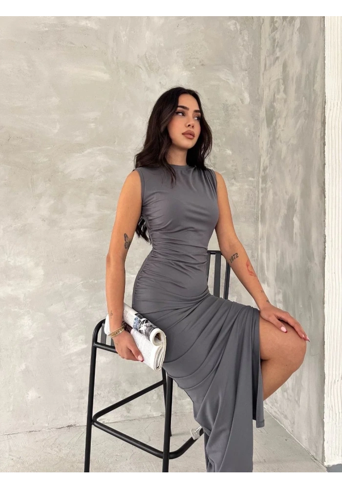 Kolsuz Yırtmaçlı Uzun maxı boy Elbise - Gri