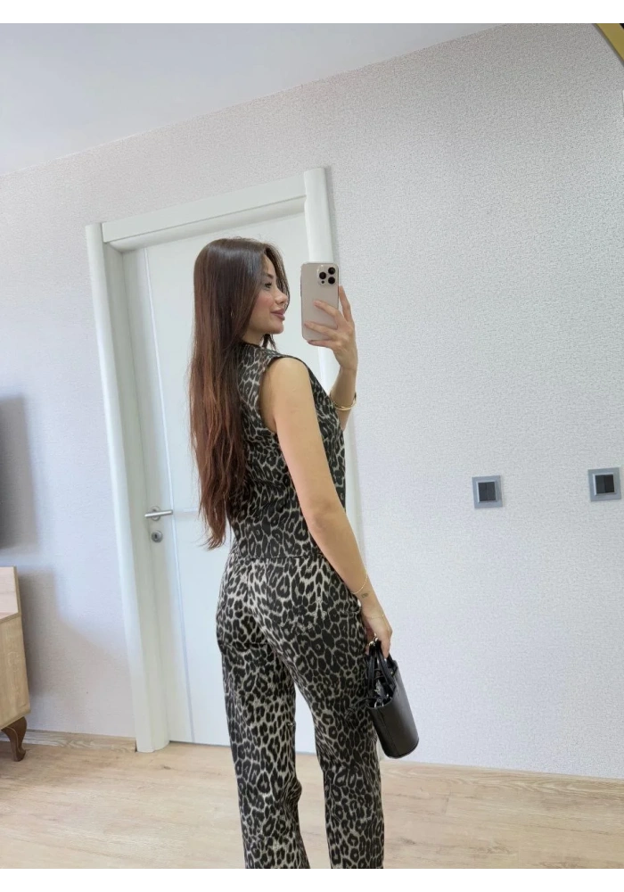 leopar desenli Düğmeli Bluzlu Pantolon İkili Takım -Leopar