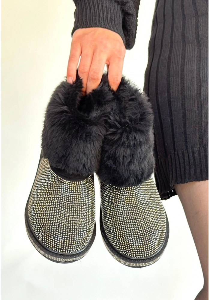 Linka Siyah Süet Gümüş Boncuk İşlemeli Bot