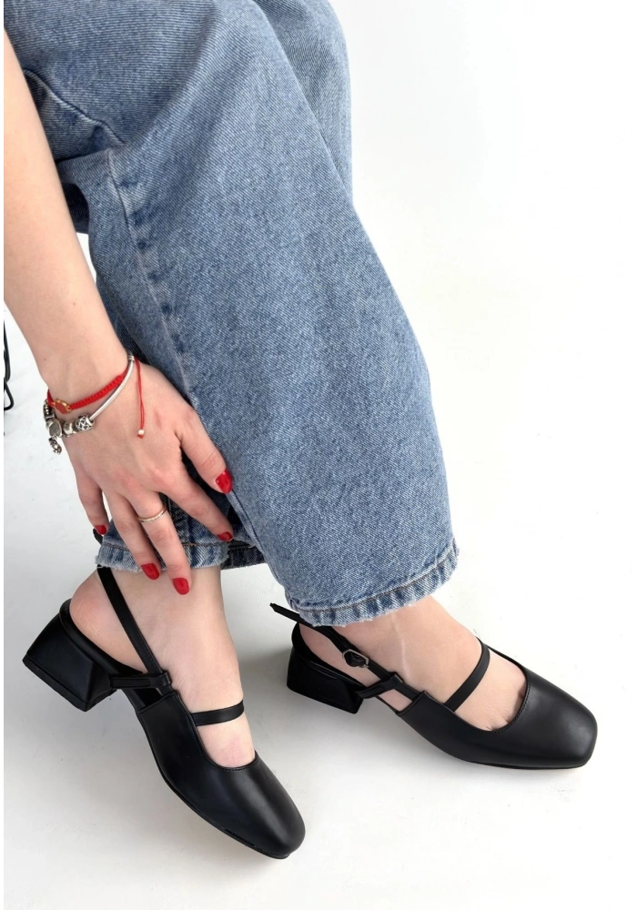 Liva Siyah Cilt Topuklu Ayakkabı