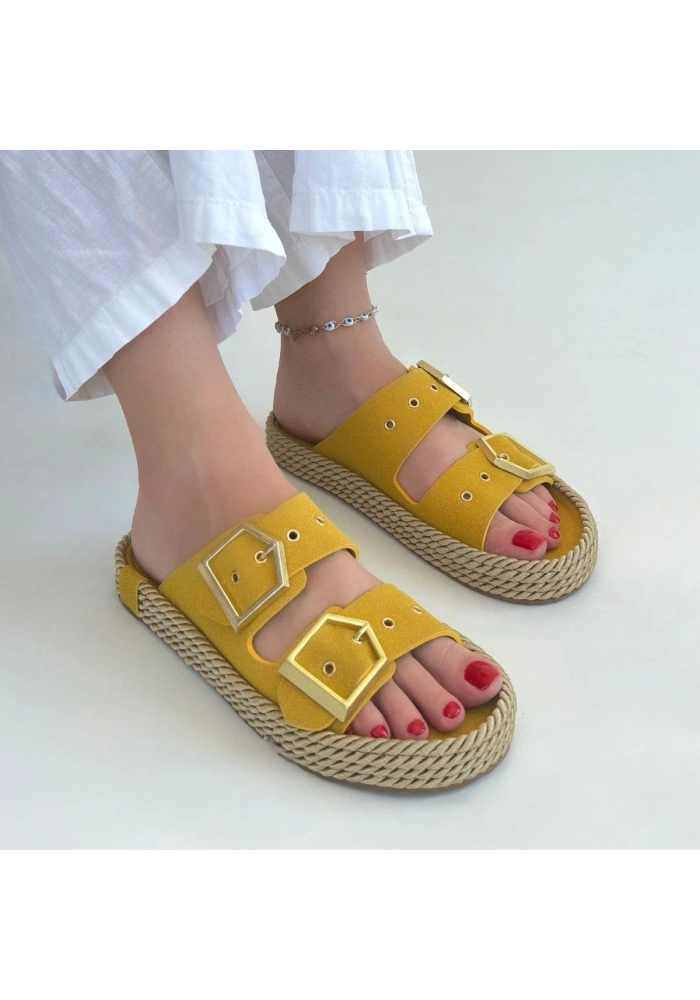 Loera Sarı Nubuk Çift Tokalı Terlik