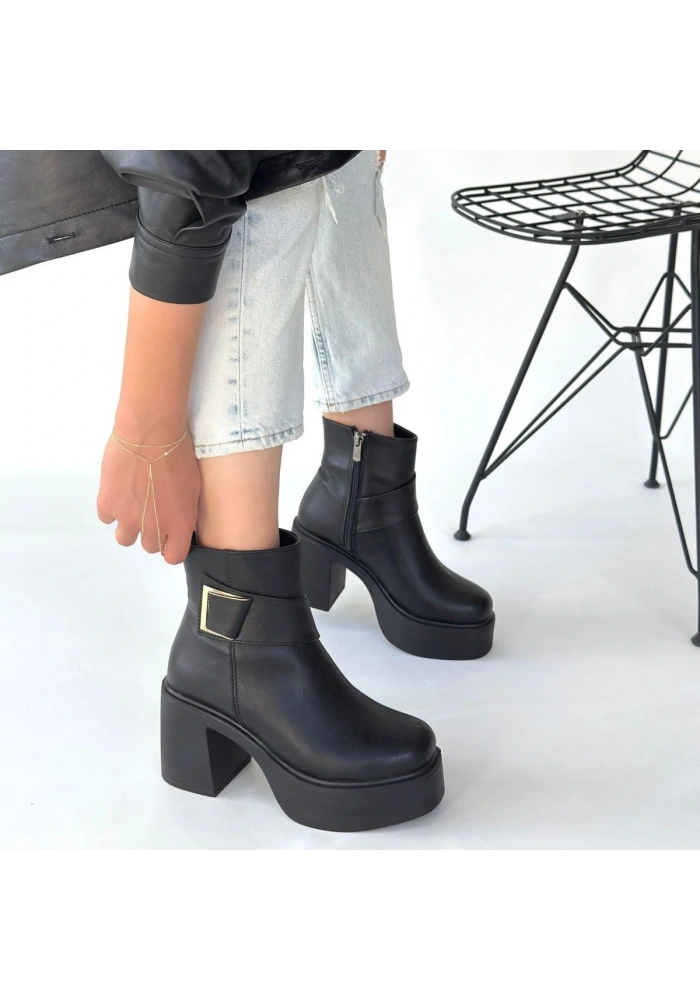 Lonji Siyah Cilt Topuklu Bot