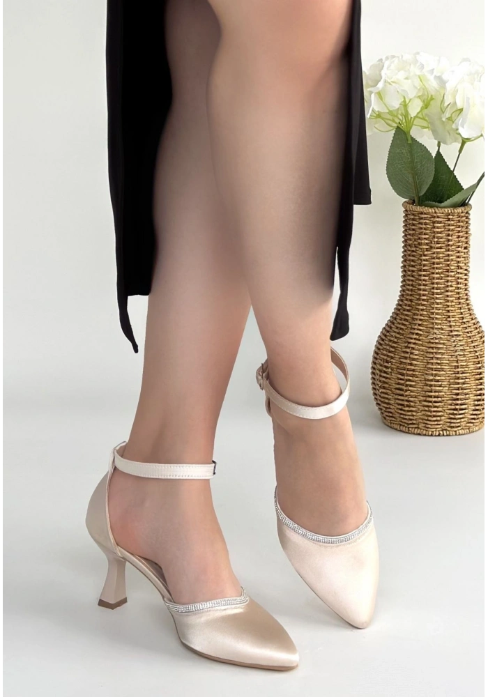 Mejja Bej Saten Topuklu Ayakkabı