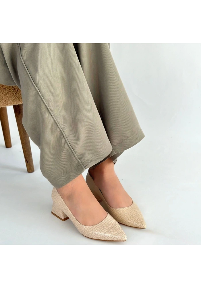 Meort Bej Rugan Topuklu Ayakkabı