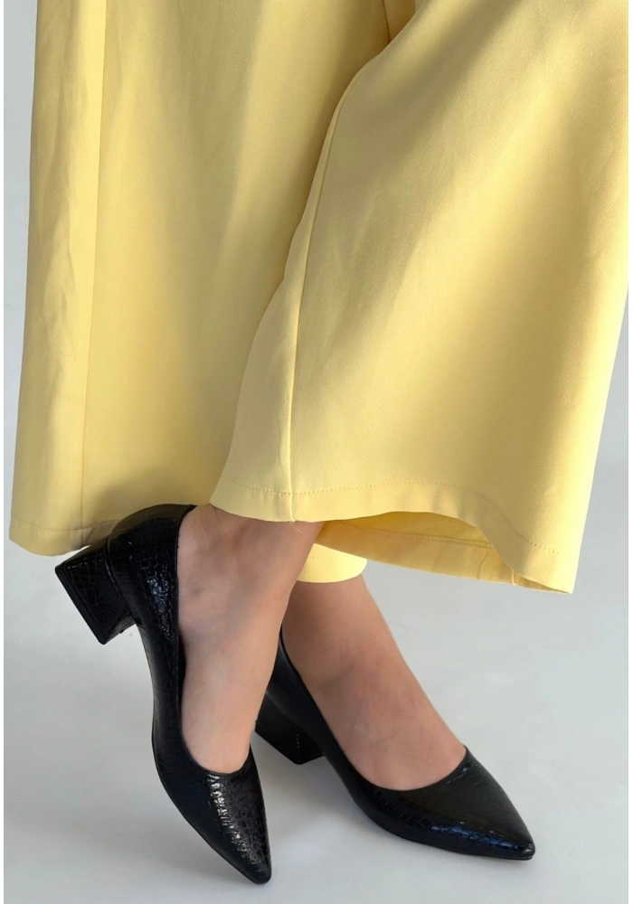 Meort Siyah Rugan Topuklu Ayakkabı