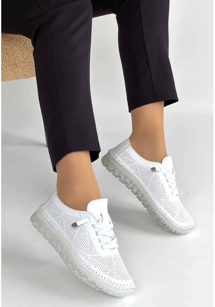 Merja Beyaz Deri Bağcıklı Spor Ayakkabı