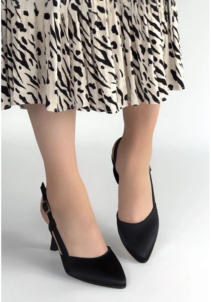 Minde Siyah Saten Topuklu Ayakkabı