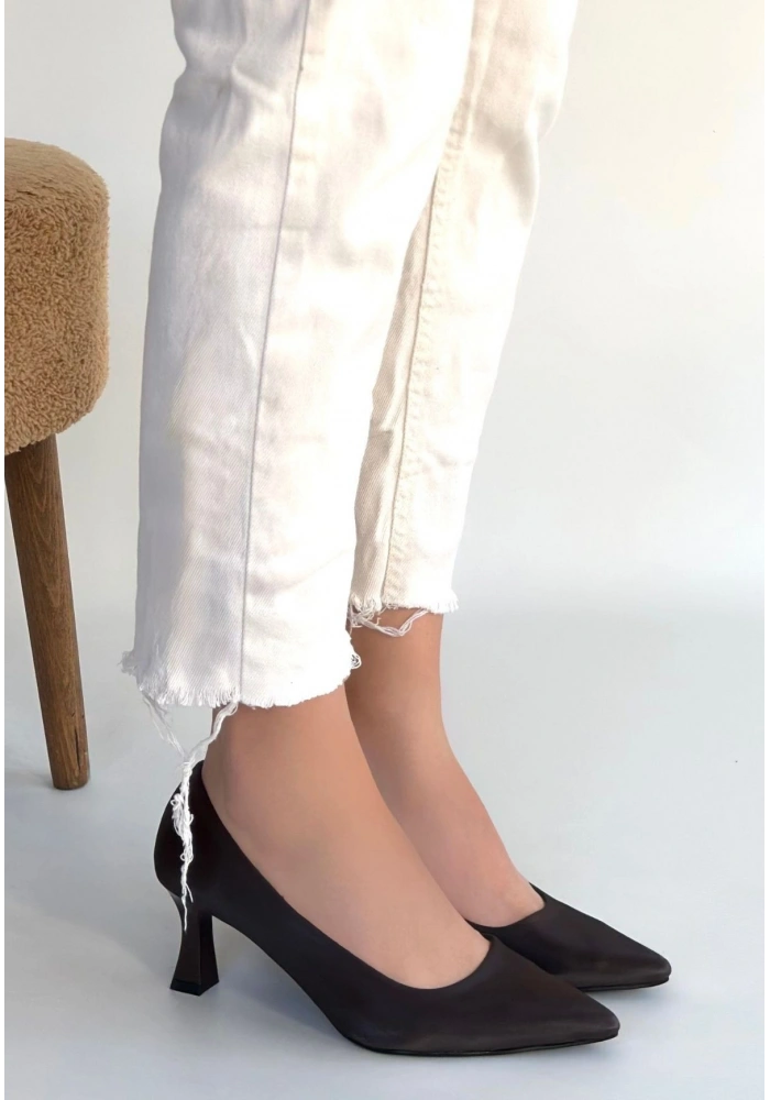 Mırta Acı Kahve Cilt Topuklu Ayakkabı