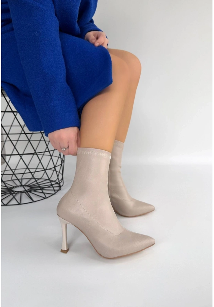 Orjen Bej Cilt Streç Topuklu Bot