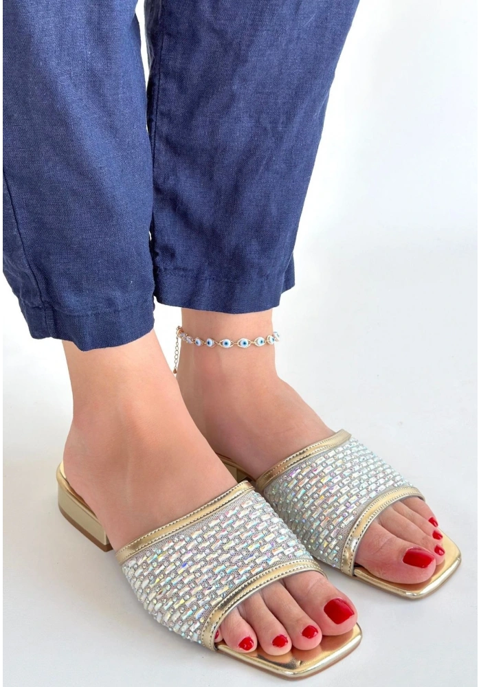 Ortu Gold Cilt İşlemeli Terlik