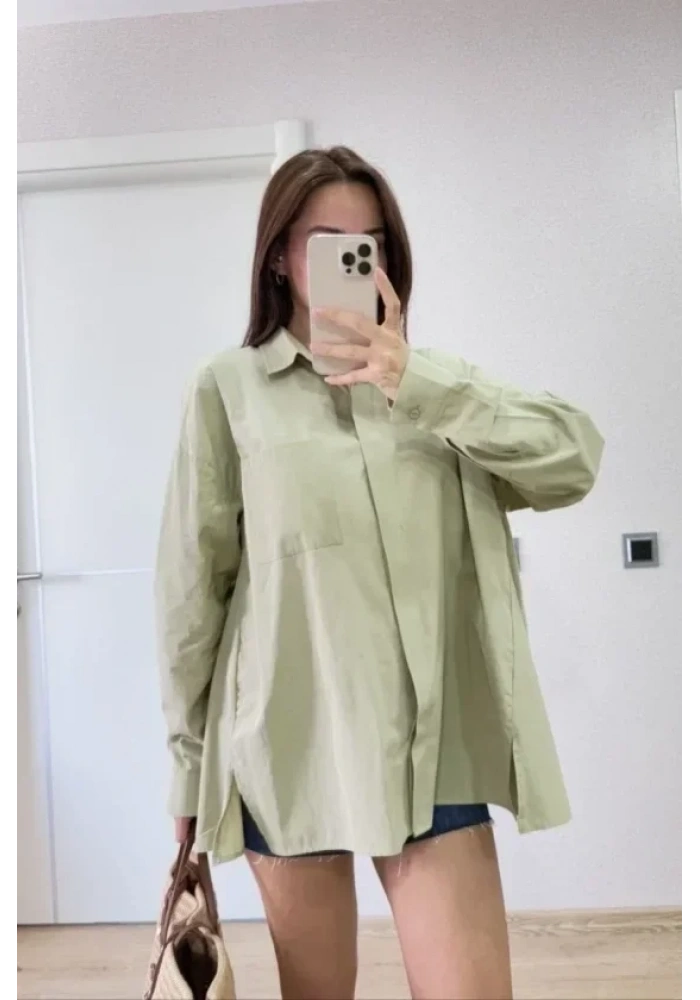 Oversize Pens Detaylı Cepli Yırtmaçlı Rahat Kalıp Poplin Gömlek - Yeşil