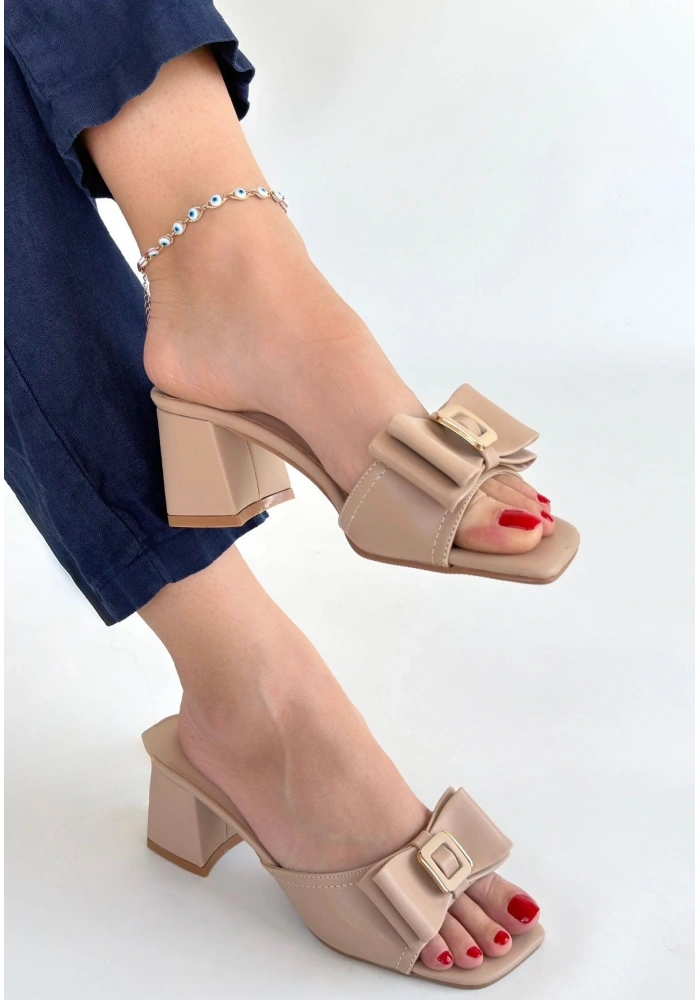 Pier Nude Cilt Topuklu Terlik