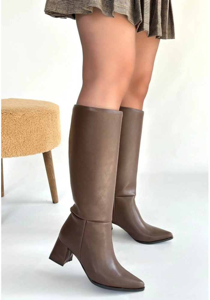 Roksa Acı Kahvei Cilt Topuklu Çizme