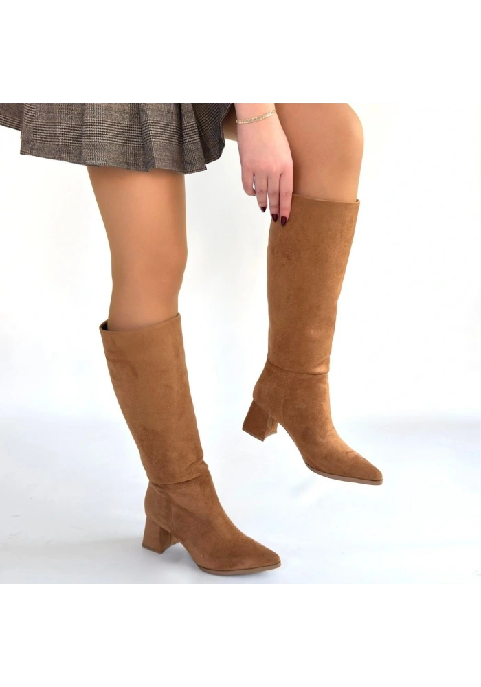 Roksa Taba Süet Topuklu Çizme