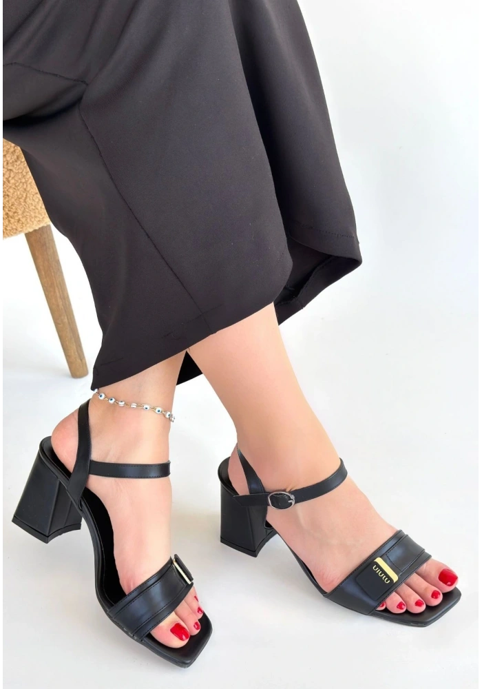 Ruty Siyah Cilt Topuklu Ayakkabı