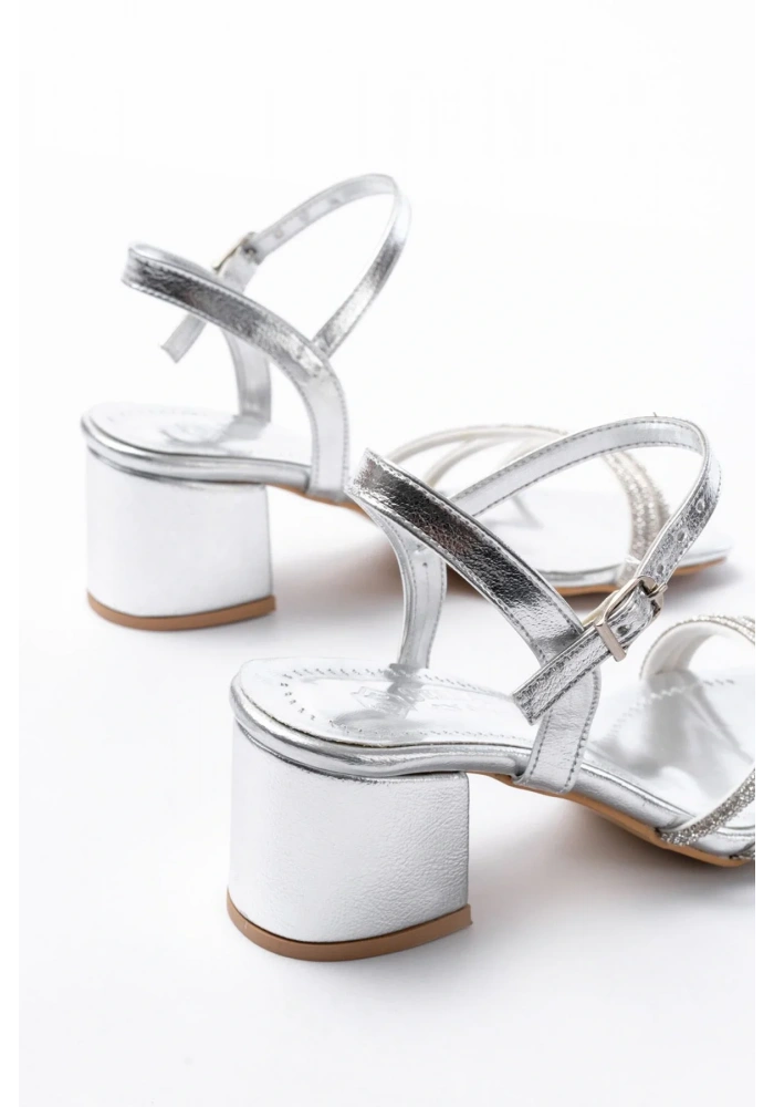 S-889  Gümüş 3 Bantlı Topuklu Kadın Ayakkabı