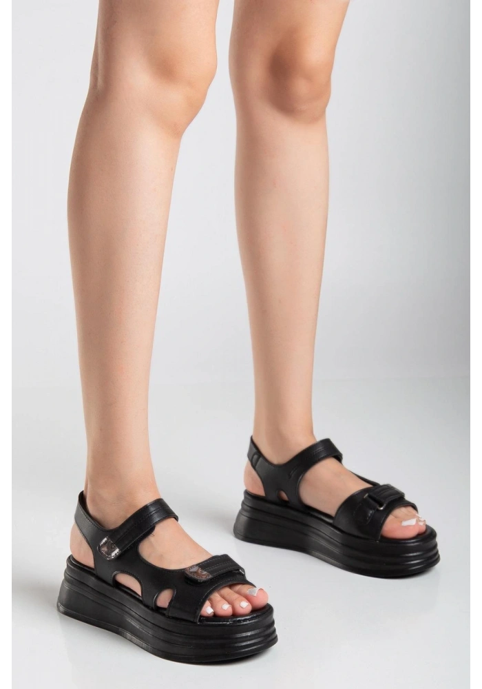 Saide Siyah Cilt Cırt Cırtlı Sandalet