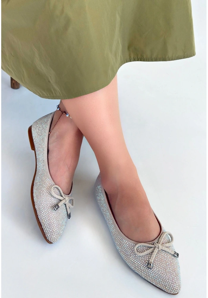 Sarra Bej Saten İşlemeli Babet Ayakkabı