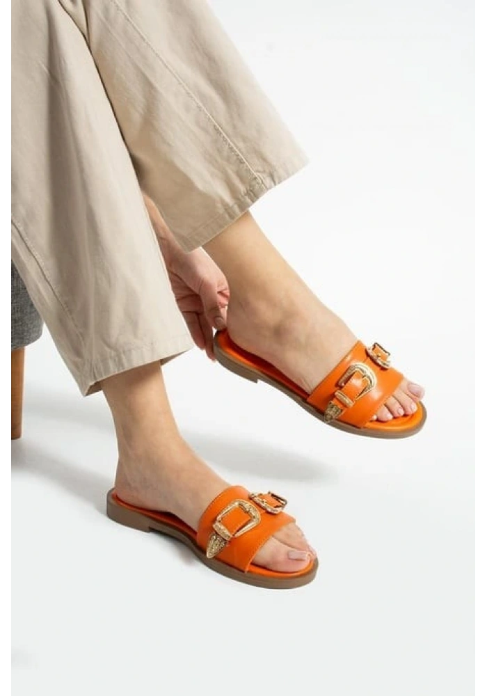 Sene Turuncu Cilt Terlik