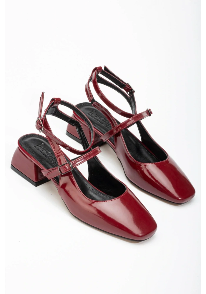 ST-003 Bordo Rugan Günlük 4 cm Topuklu Bayan Ayakkabı
