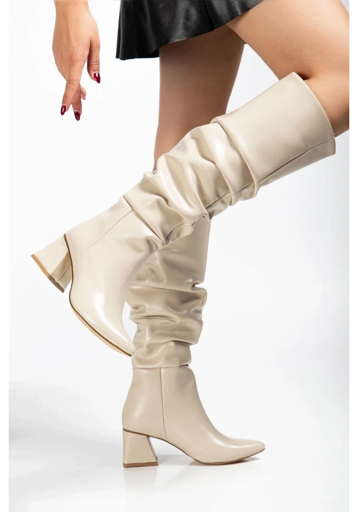 SYT-2002 Bej Kırışık Rugan Körüklü Kalın Topuklu Günlük Bayan Çizme