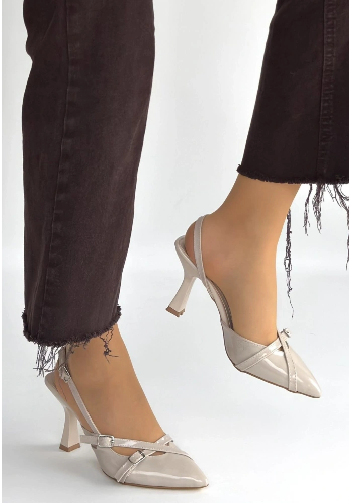 Tetti Bej Rugan Topuklu Ayakkabı