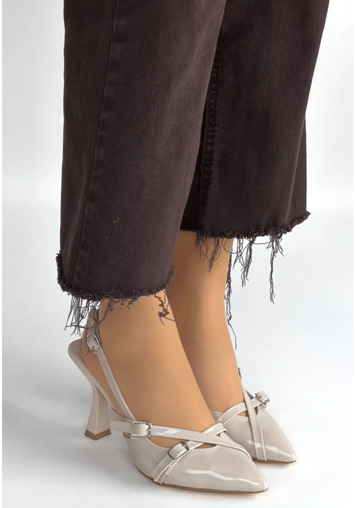 Tetti Bej Rugan Topuklu Ayakkabı