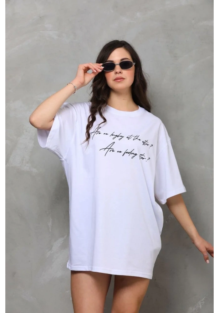 kadın Bisiklet Yaka Baskılı Oversize T-Shirt - Beyaz