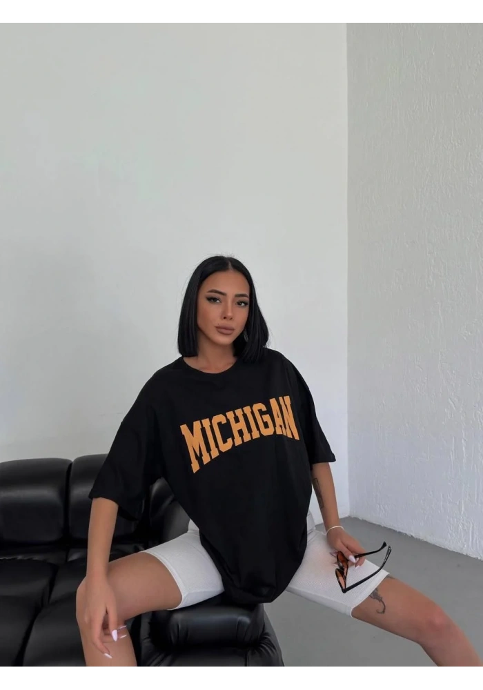 kadın Bisiklet Yaka Baskılı Oversize T-Shirt - Siyah