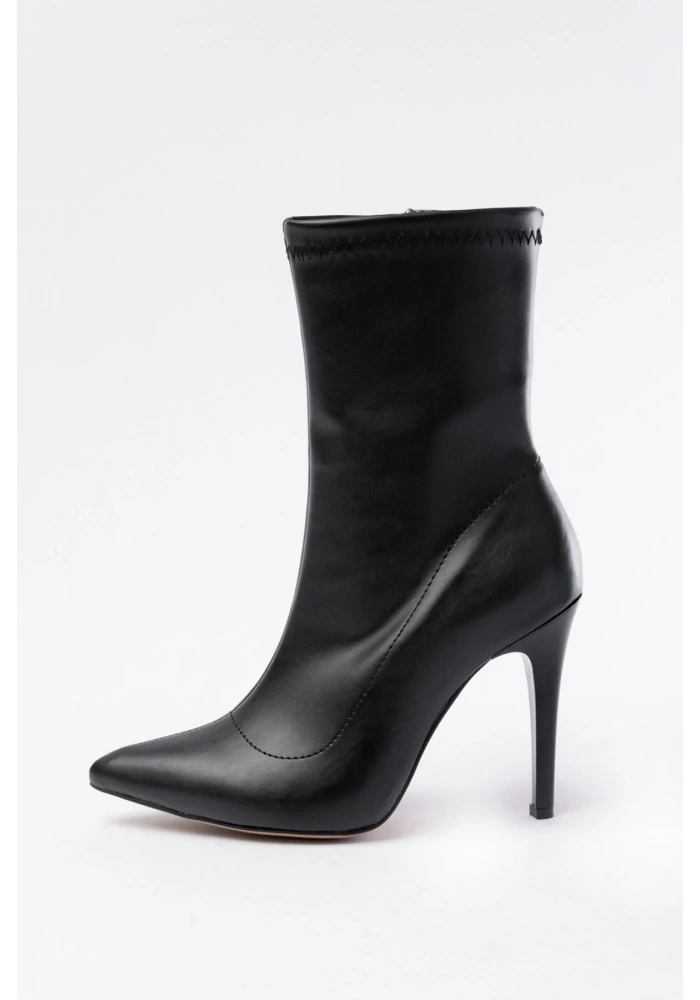 VRT-4811 Siyah Yüksek İnce Topuklu Fermuarlı Kadın Bot