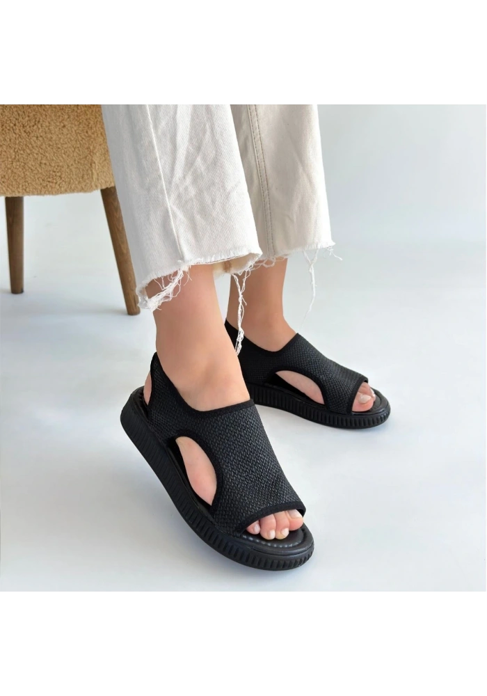 Wayi Siyah Hasır Cilt Sandalet