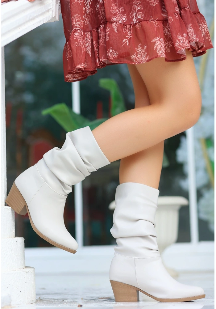 Yior Bej Cilt Topuklu Bot