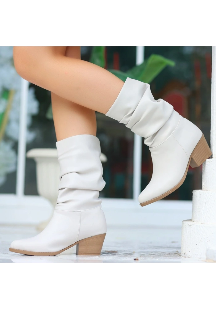 Yior Bej Cilt Topuklu Bot