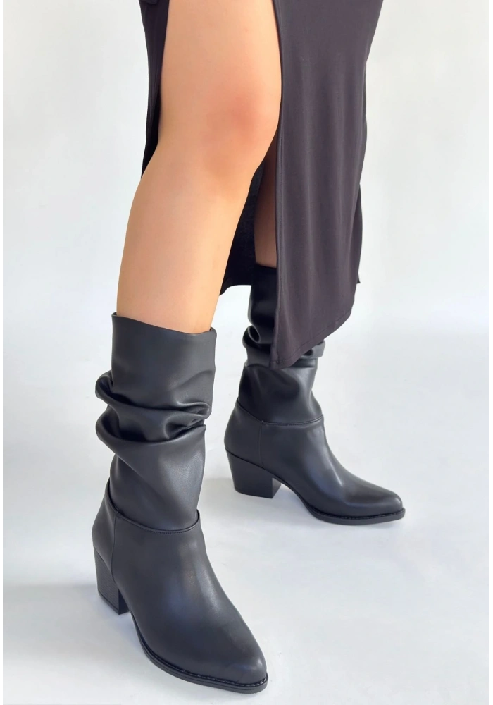 Yior Siyah Cilt Topuklu Bot