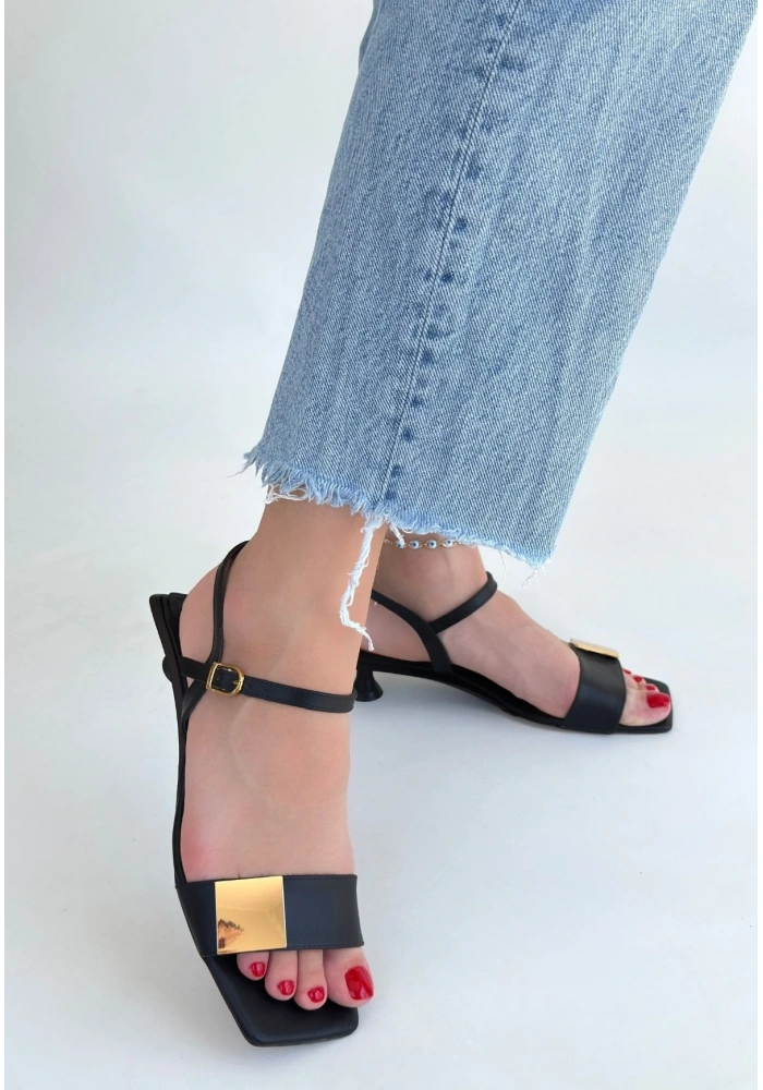 Zıan Siyah Topuklu Ayakkabı