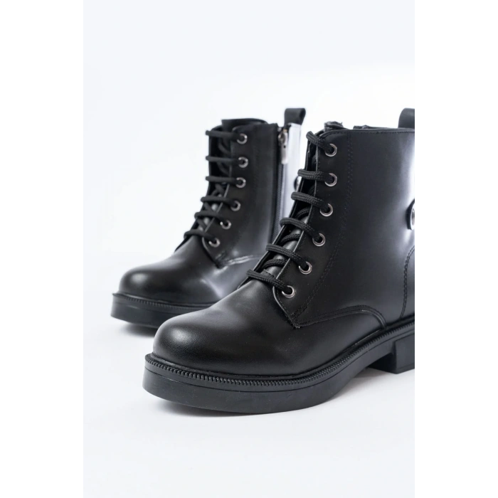 02-2003 Siyah Bağcıklı Fermuarlı Günlük Kadın Bot