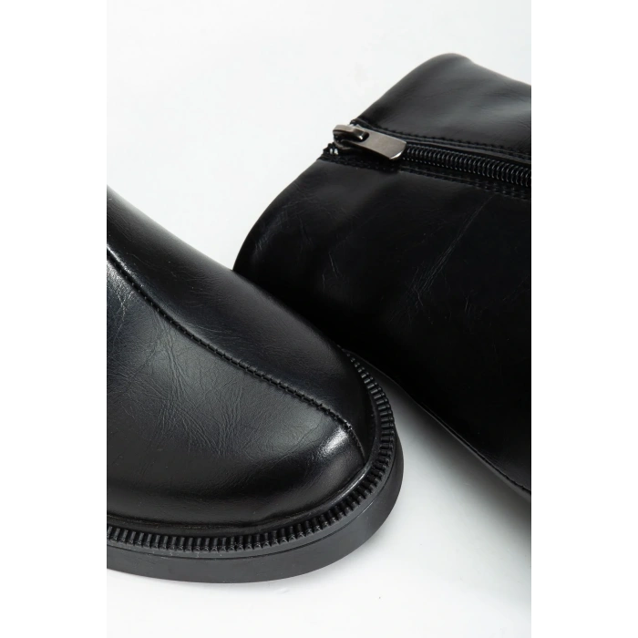 02-3033 Siyah Kırışık Rugan Fermuarlı Günlük Kadın Bot