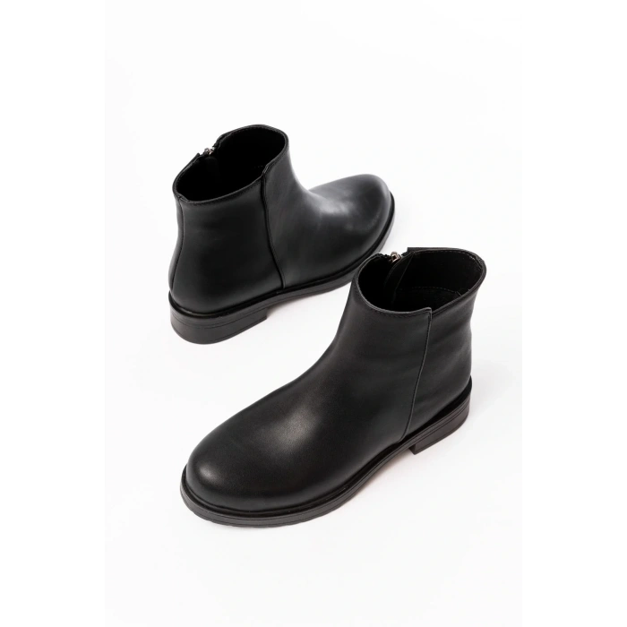 165-204 Siyah Fermuarlı Günlük Kadın Bot