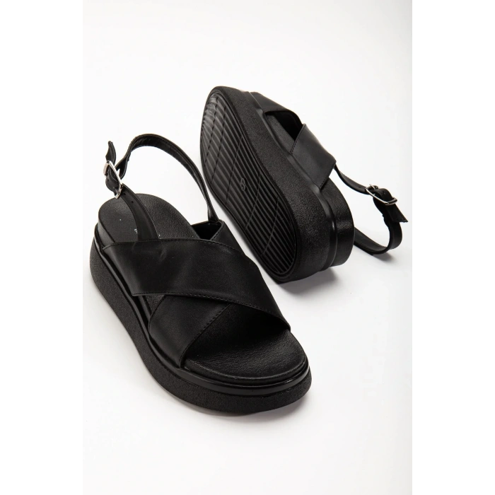24422-1164 Siyah Dolgu Topuk Kadın Sandalet