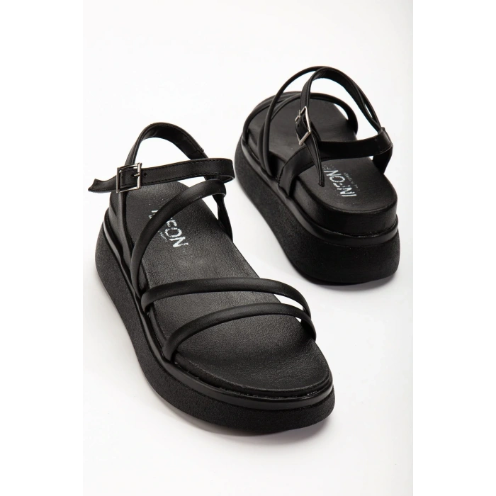 24422-844 Siyah Dolgu Topuk Kadın Sandalet