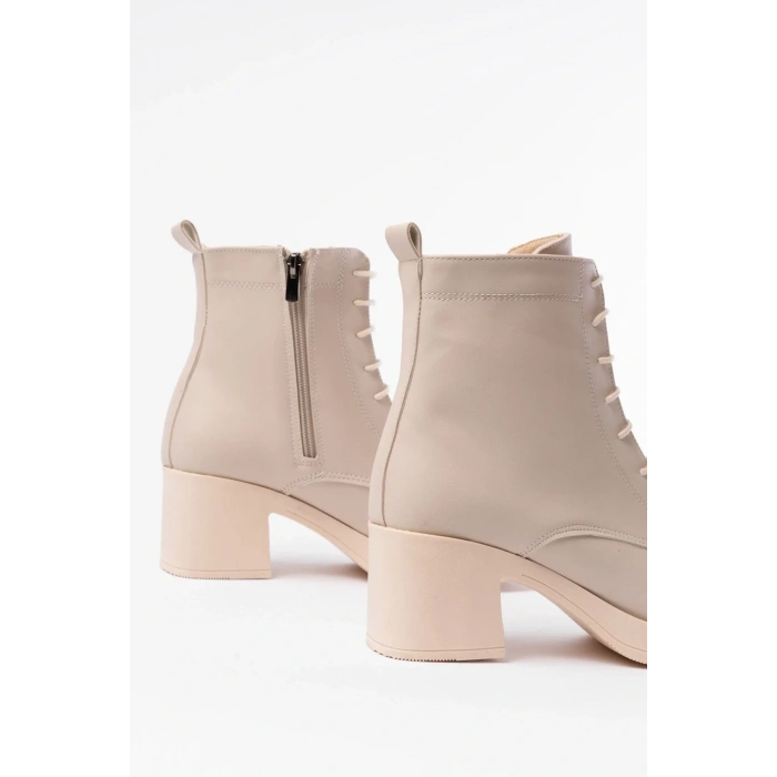 5109-3025 Bej Bağcıklı Fermuarlı Kalın Topuklu Günlük Kadın Bot