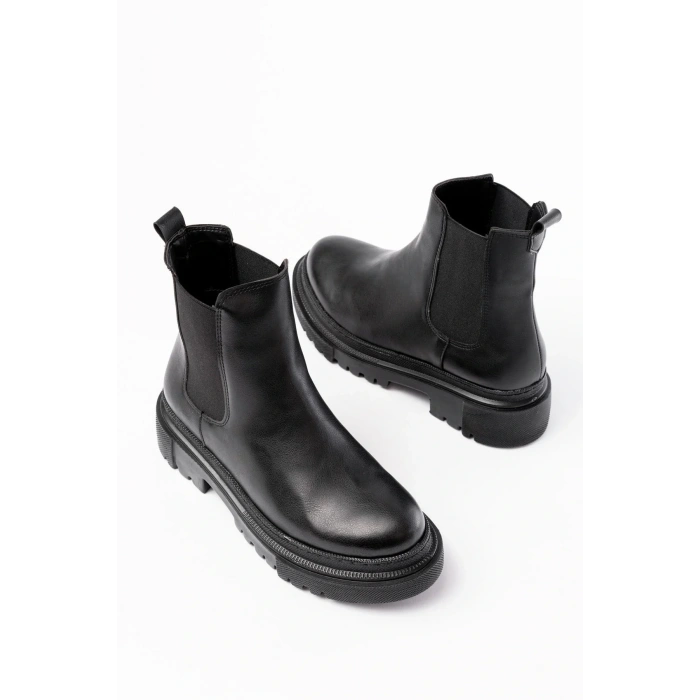 812-2137 Siyah Lastikli Günlük Kadın Bot