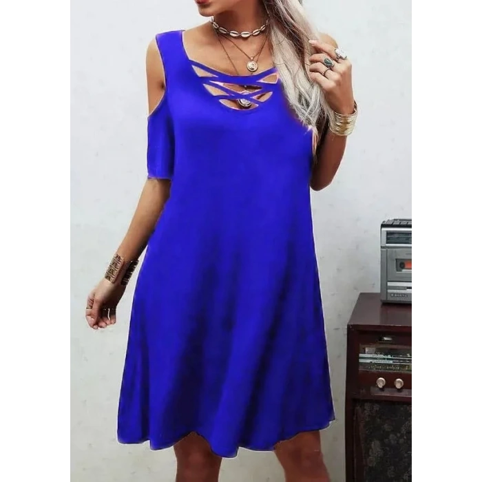 Dekolteli Bağcık Detay Viskon Kumaş Elbise