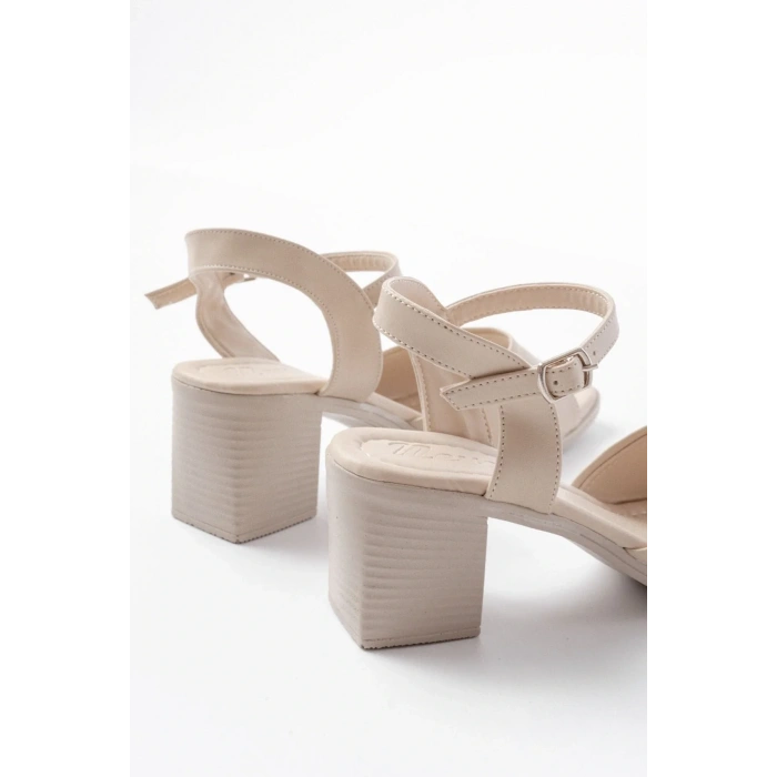 K-13 Bej Günlük  Topuklu Kadın Sandalet