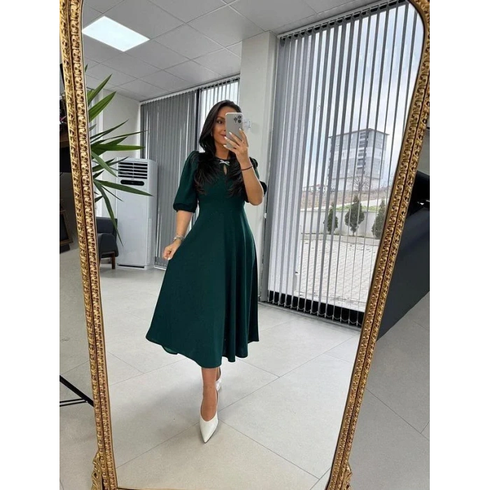 Kadın Kısa Kollu Bisiklet Yaka Fiyonk Broşlu Midi Janjan Krep Elbise