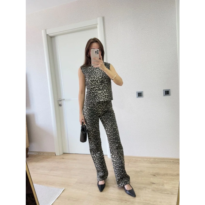 leopar desenli Düğmeli Bluzlu Pantolon İkili Takım -Leopar