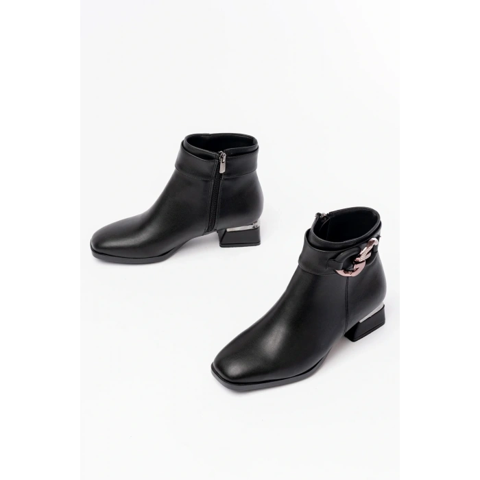 RM-504 Siyah Toka Aksesuarlı Topuklu Fermuarlı Günlük Kadın Bot