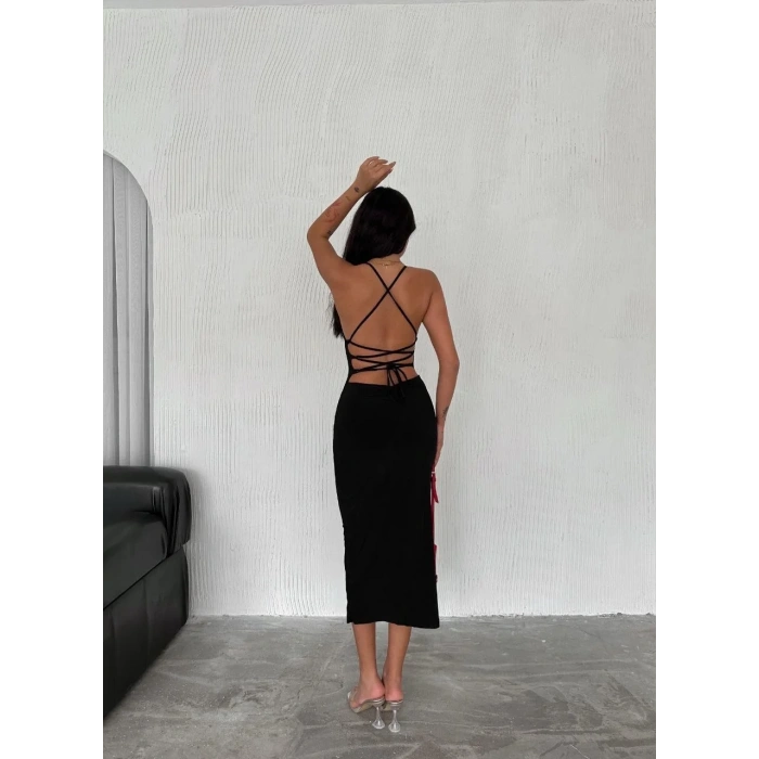 Sırt Bağlamalı Derin Yirtmaç Askılı Elbise - Siyah